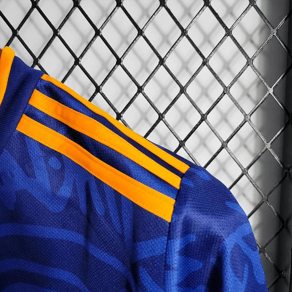 Away 21/22 Fan Shirt