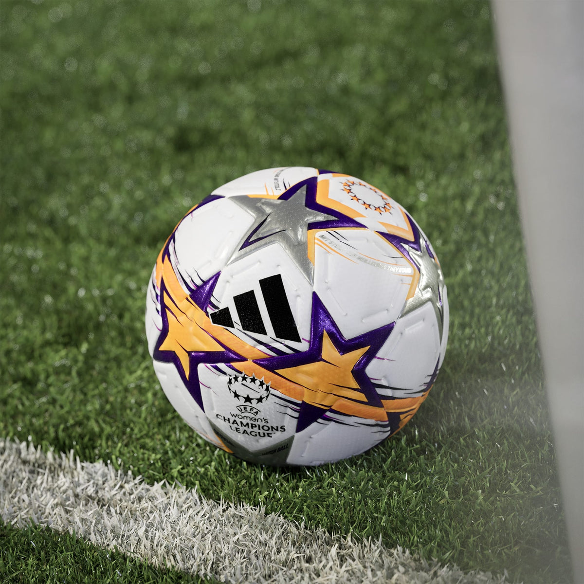 UEFA Women's Champions League 26/27 Pro Ball